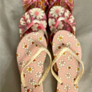Floral Pink Flip Flops 3 pair Vera Bradley
